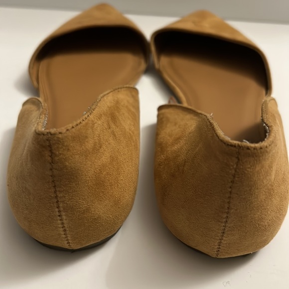 Tan Charlotte Russe Faux Suede Pointed Toe Flats Women Size 7 - Picture 6 of 14
